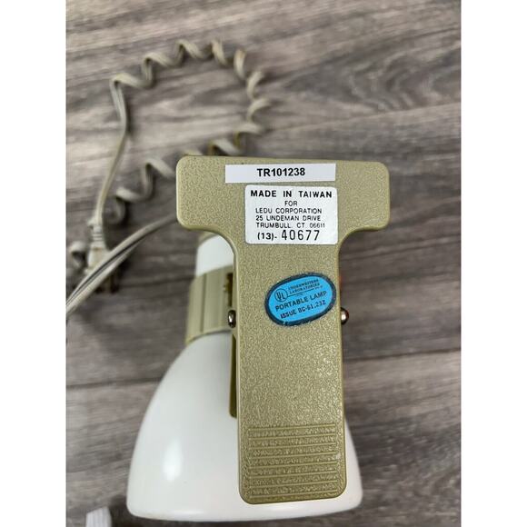 Vintage LEDU Drafting Clamp Desk Lamp White & Cream Clip On - Picture 7 of 7